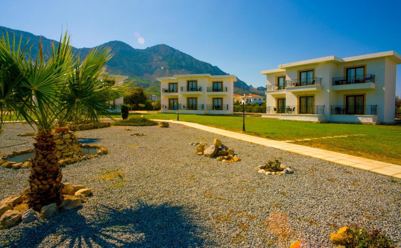 Hotel Sempati Lapithos  Exterior photo